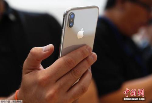 日華媒：愛手機多于愛孩子？家長應(yīng)設(shè)親子時間